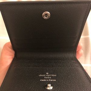 Auth. Louis Vuitton Men’s wallet black